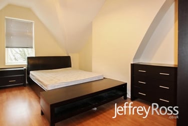 3 bed house, Connaught Road, Plasnewydd, Cardiff, CF243PX - Image 3